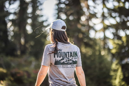 The Mountain Is Out Eco Tee – Rainier Watch